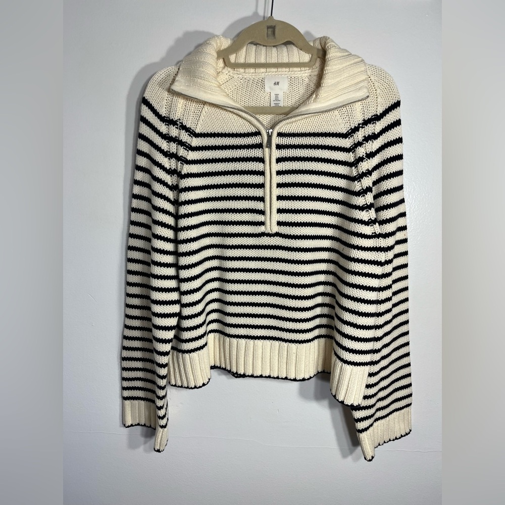 H&M zip sweater